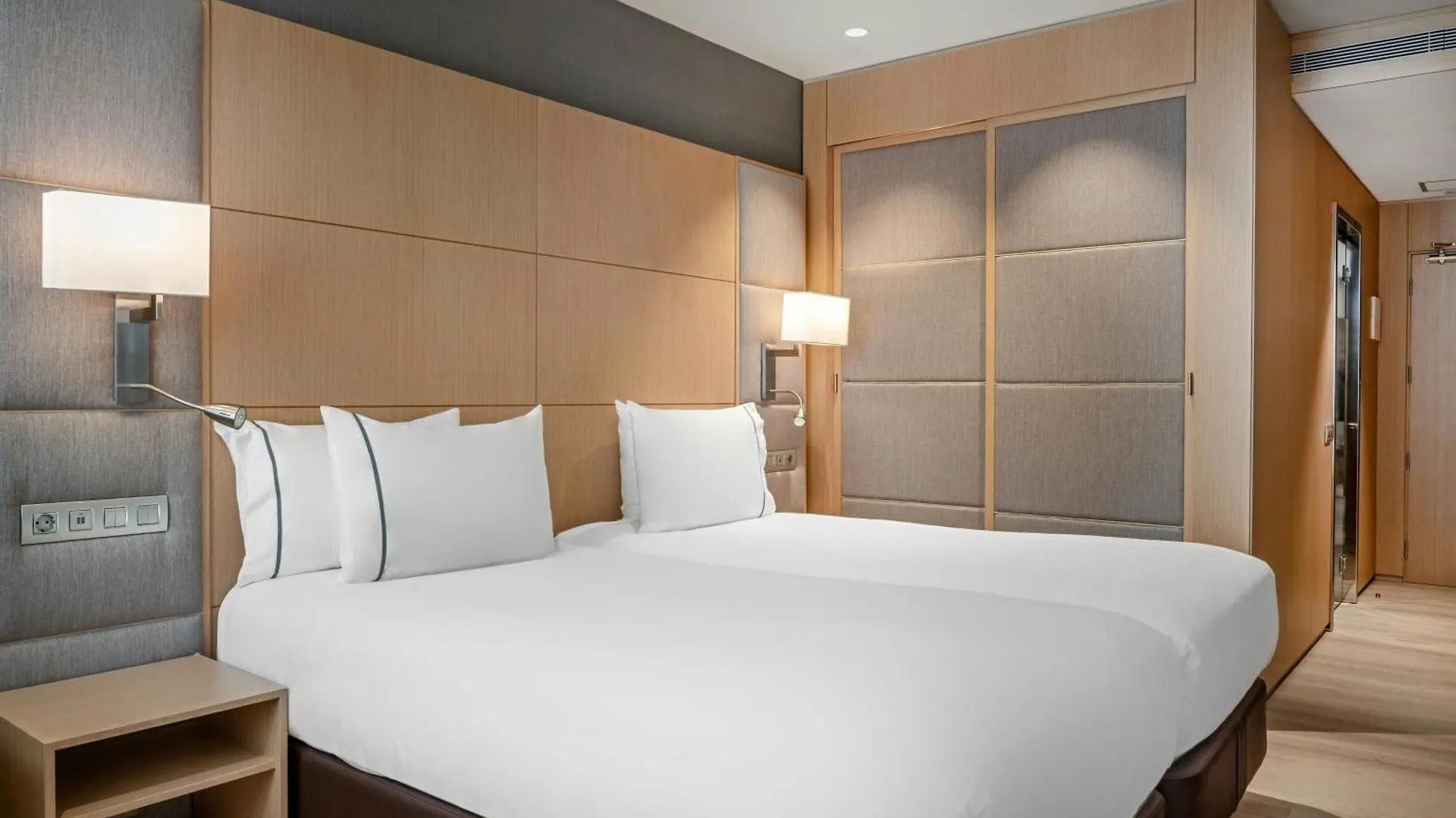 Ac Hotel Victoria Suites By Marriott Барселона Испания