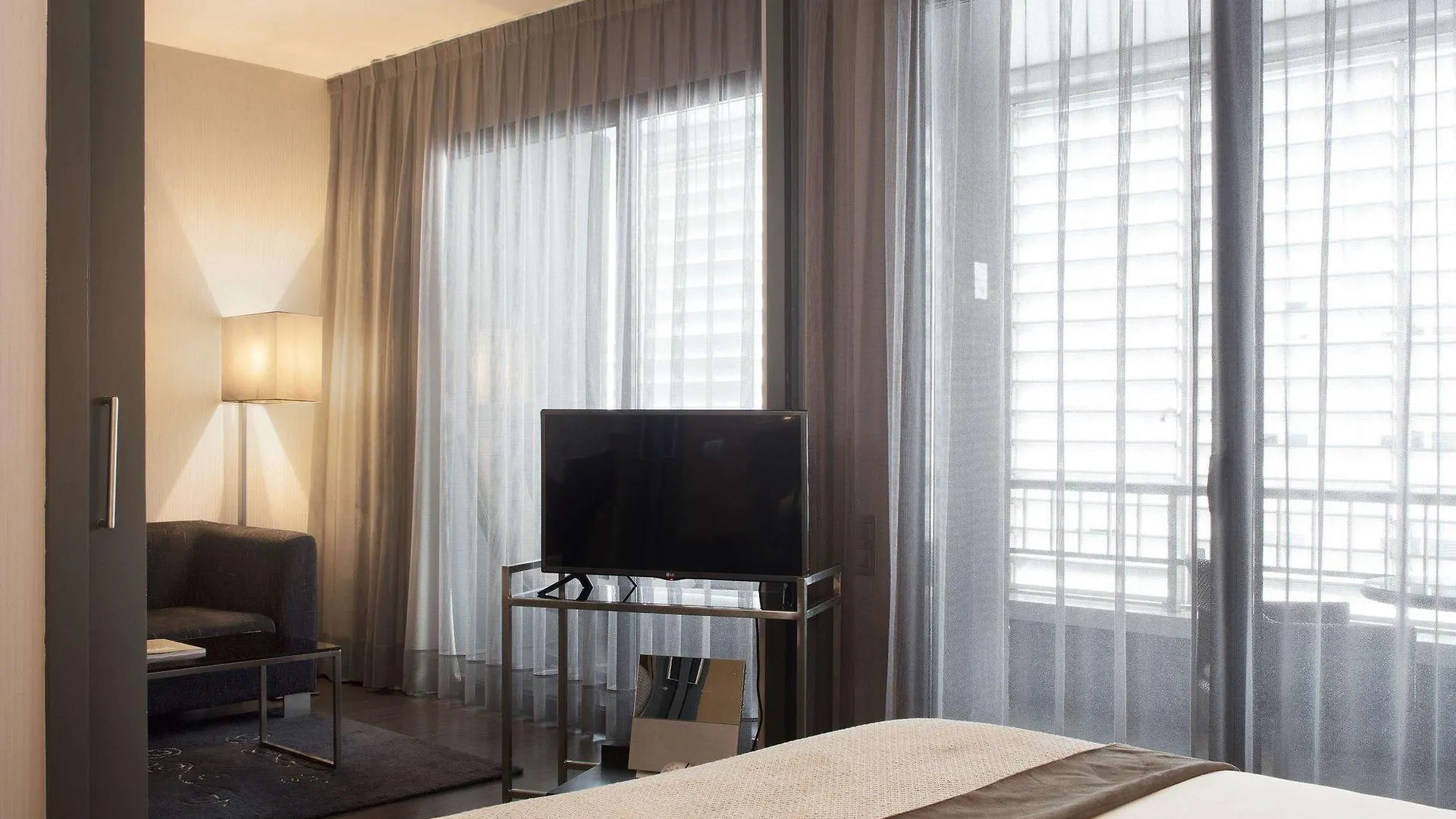Ac Hotel Victoria Suites By Marriott Барселона